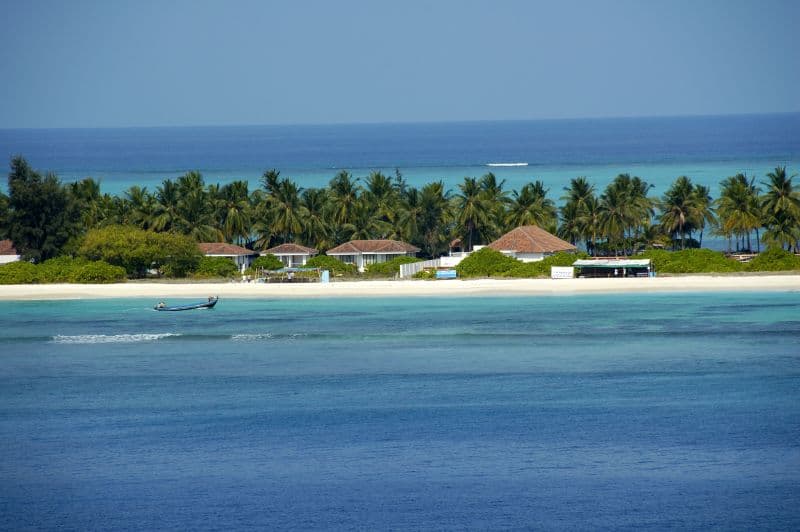 Clear turquoise water beside Kadmat Island in Lakshadweep