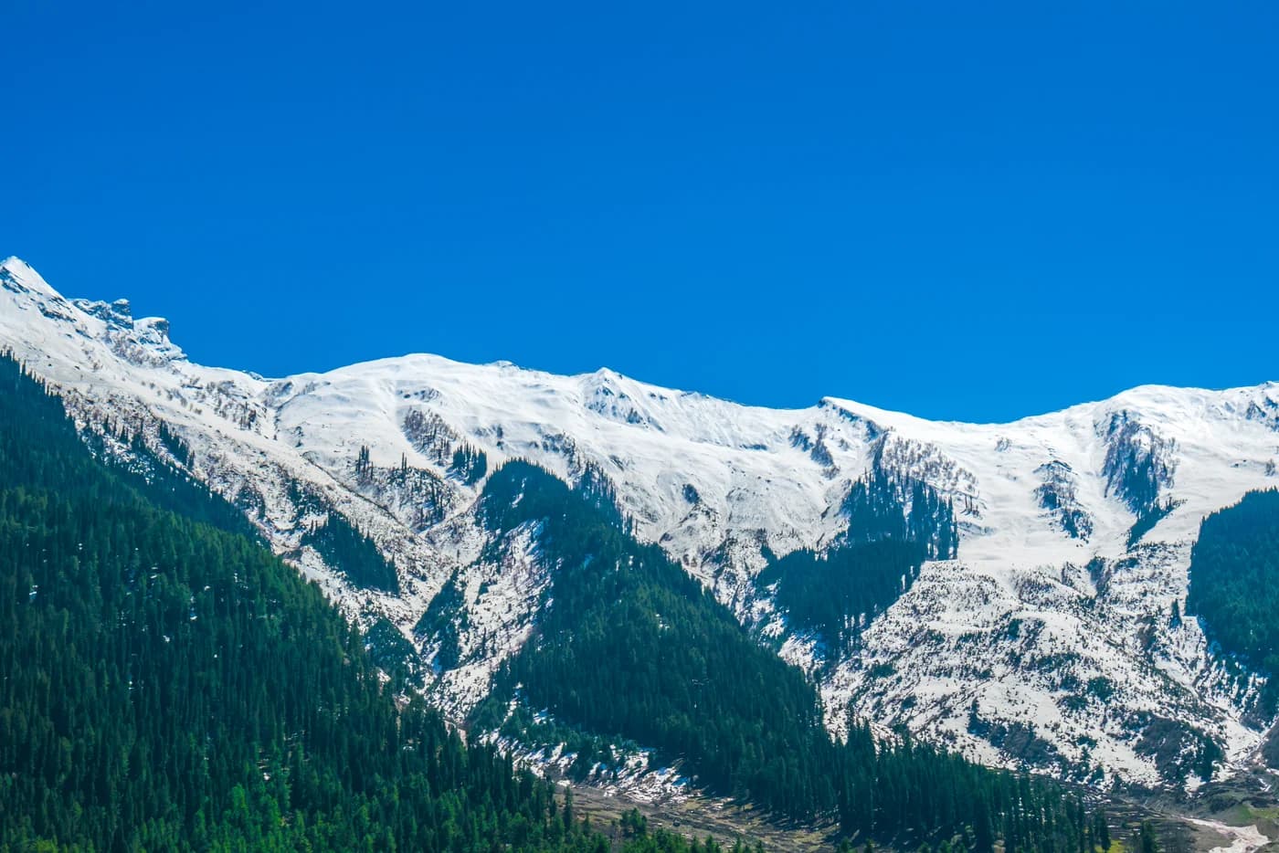 Snow-covered mountains in Kashmir